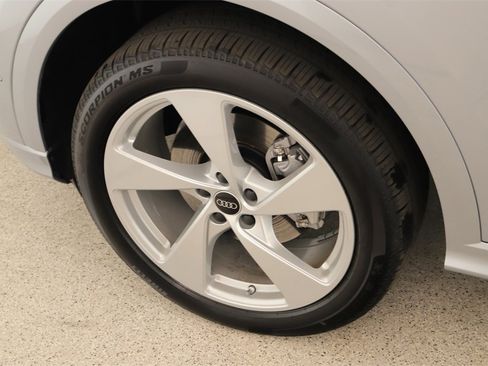 New 2025 Audi Q5 2.0T Premium Plus image 29