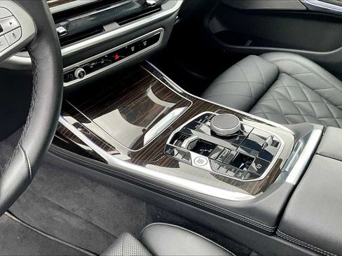 Certified 2024 BMW X7 xDrive40i AWD/4WD image 16