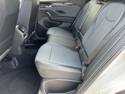 New 2026 Volkswagen Tiguan SE R-Line FWD image 13