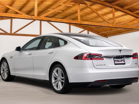 Used 2016 Tesla Model S 90D AWD/4WD image 3