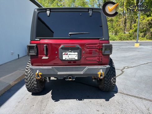 Certified 2021 Jeep Wrangler Sport AWD/4WD image 14