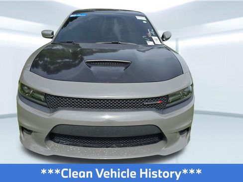 Used 2017 Dodge Charger R/T w/ Plus Group RWD image 2