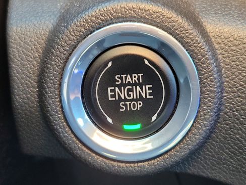 Used 2022 Chevrolet TrailBlazer LT image 29