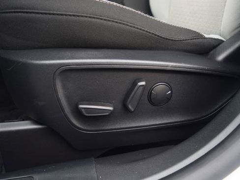 Used 2024 Ford Escape Active AWD/4WD image 19