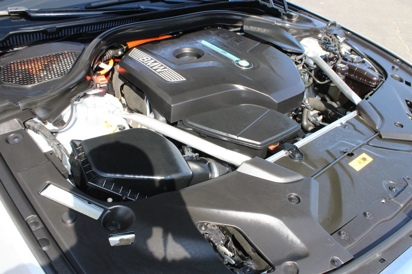 Used 2019 BMW 530e w/ Premium Package RWD image 22