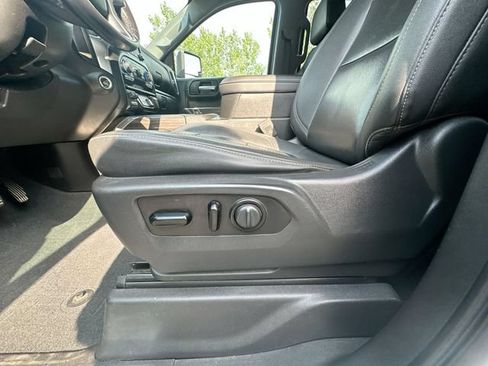 Used 2021 Chevrolet Silverado 1500 LTZ w/ Technology Package AWD/4WD image 15