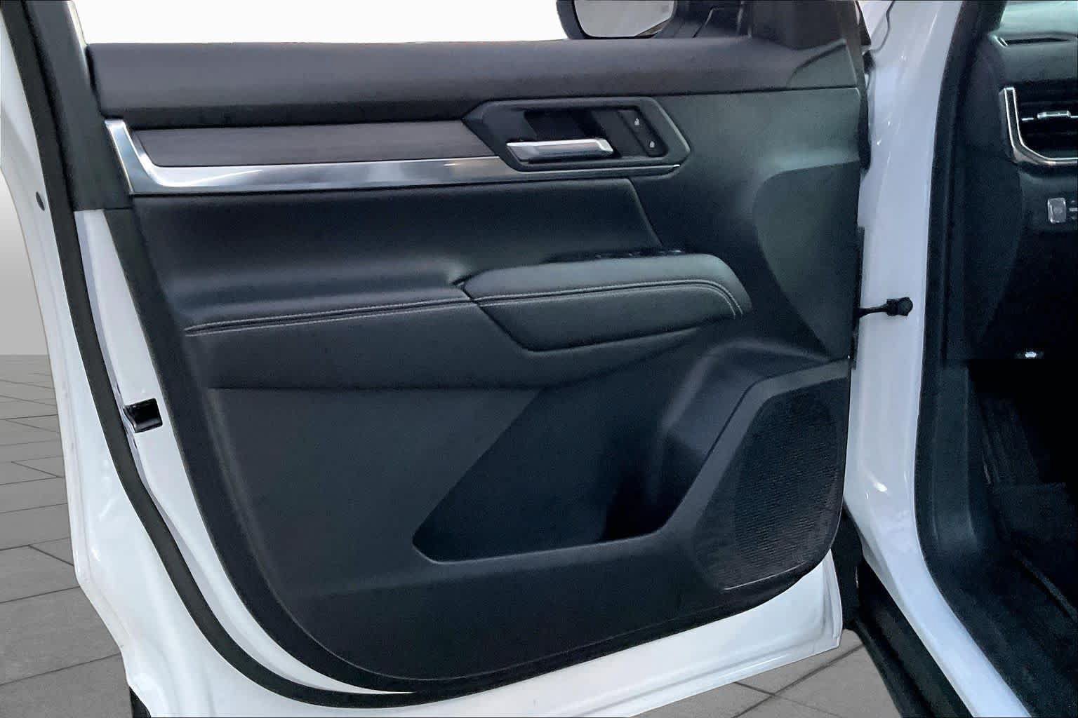 Used 2026 GMC Terrain Elevation FWD image 20