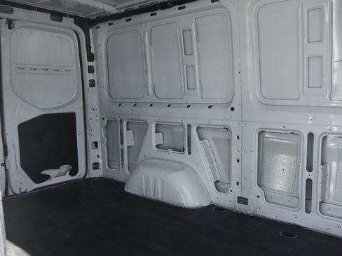 Used 2021 Mercedes-Benz Sprinter 1500 image 12