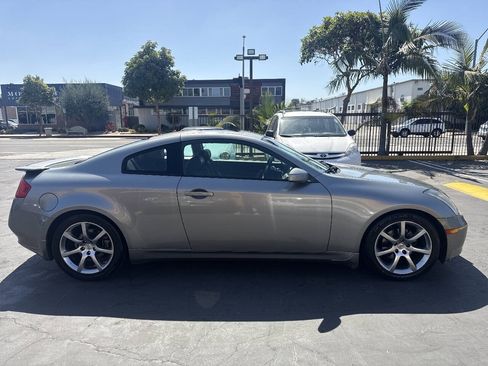 Used 2004 INFINITI G35 Coupe w/ Premium Pkg RWD image 6