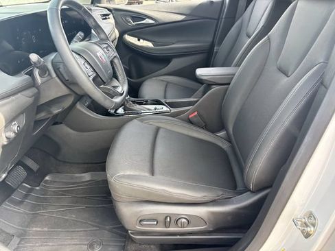 Used 2024 Buick Encore GX Sport Touring w/ Comfort Package FWD image 18