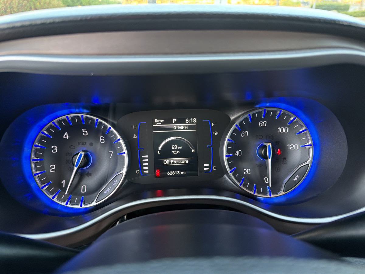 Used 2019 Chrysler Pacifica Touring-L FWD image 30