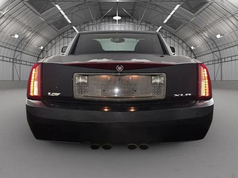 Used 2006 Cadillac XLR V RWD image 8