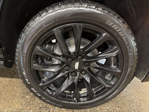 Used 2023 Cadillac Escalade Sport w/ LPO, ONYX Package AWD/4WD image 10