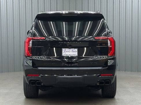 Used 2026 GMC Yukon Denali w/ Sun & Power Step Package image 4