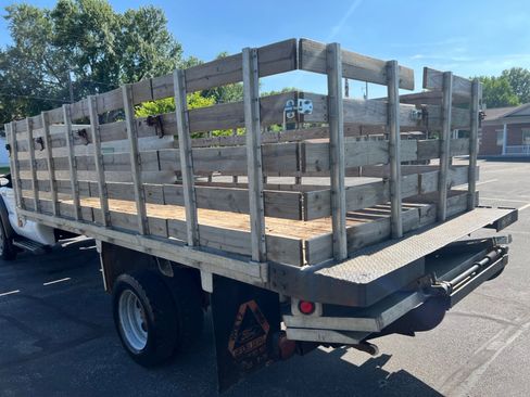 Used 2006 Ford F450 2WD Regular Cab Super Duty image 26