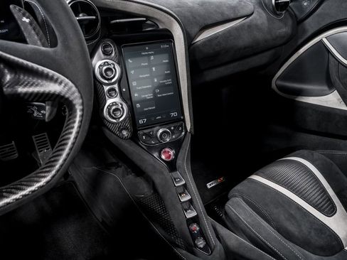 Used 2021 McLaren 765LT image 19