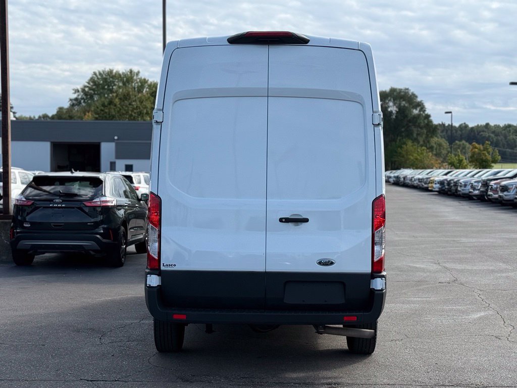 Used 2022 Ford Transit 250 148 High Roof AWD image 39