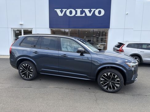 New 2026 Volvo XC90 B6 Ultra w/ Protection Package Premier AWD/4WD image 2