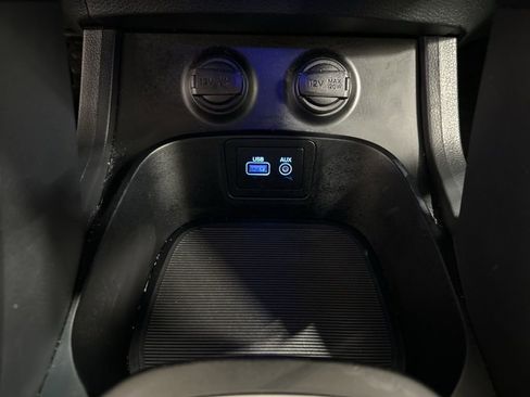 Used 2018 Hyundai Santa Fe Sport w/ 2.4L Value Package 02 image 24