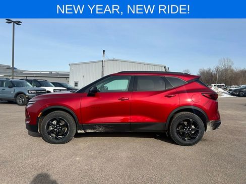 Used 2025 Chevrolet Blazer LT w/ Midnight/Sport Edition image 3
