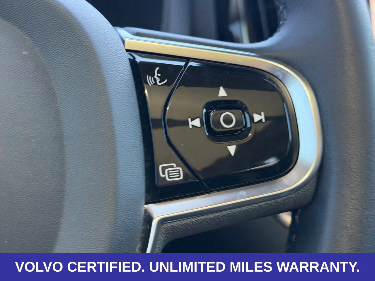 Certified 2024 Volvo XC60 B5 Plus w/ Protection Package Premier AWD/4WD image 22