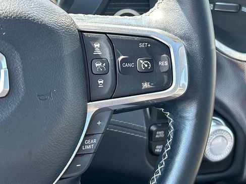 Used 2022 RAM 1500 Limited AWD/4WD image 19