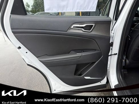 New 2026 Kia Sportage X-Line w/ X-Line Technology Package AWD/4WD image 18