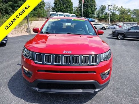 Used 2018 Jeep Compass Latitude w/ Popular Equipment Group AWD/4WD image 9