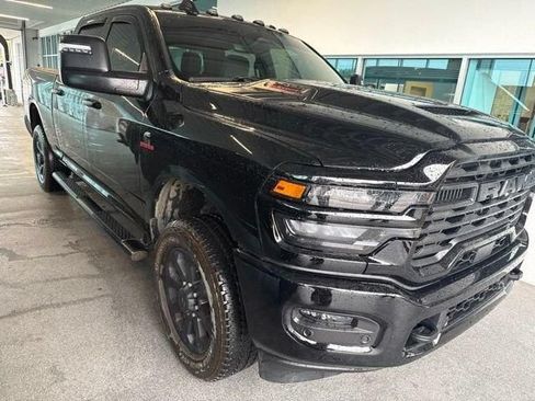 Used 2026 RAM 2500 Tradesman AWD/4WD image 1