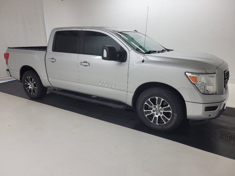 Used 2020 Nissan Titan SV w/ SV Convenience Package RWD image 11