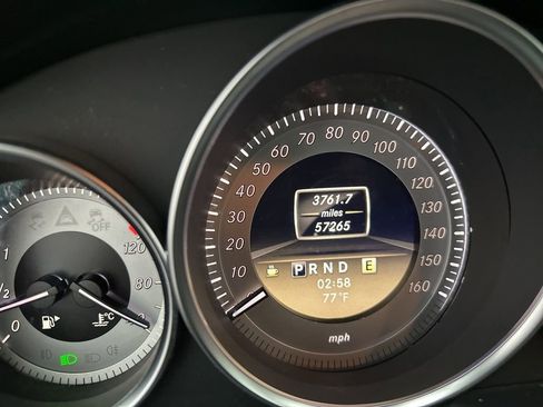 Used 2012 Mercedes-Benz C 250 Sedan image 12