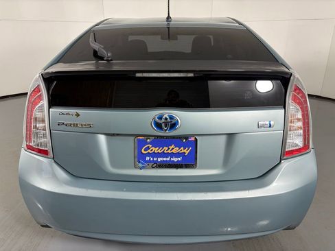 Used 2015 Toyota Prius Two image 7