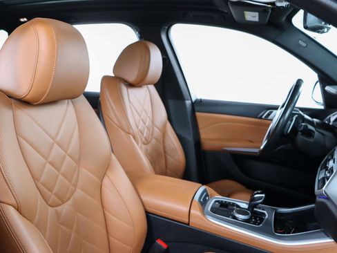 Used 2023 BMW X5 sDrive40i w/ Climate Comfort Package image 27