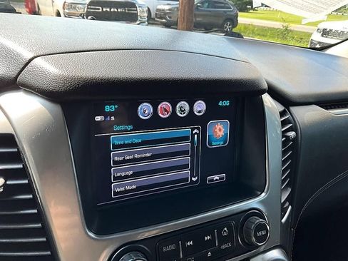 Used 2020 Chevrolet Suburban LT w/ Off-Road Package AWD/4WD image 20