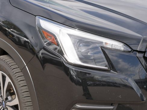 Used 2024 Subaru Forester Limited AWD/4WD image 16