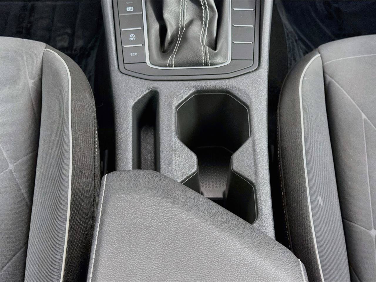 Used 2025 Volkswagen Jetta Sport FWD image 18