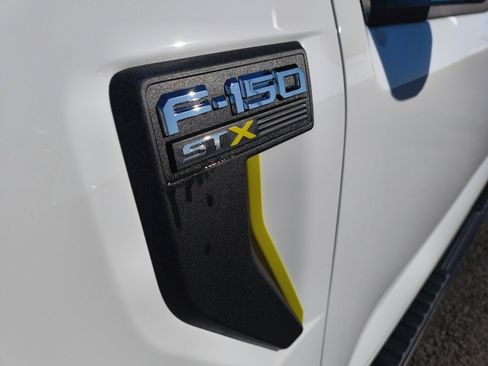 Used 2025 Ford F150 STX image 9