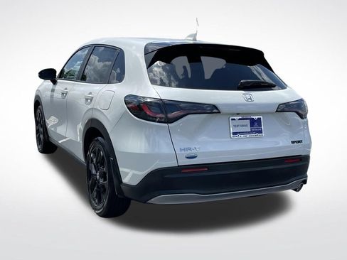 Used 2025 Honda HR-V Sport image 4