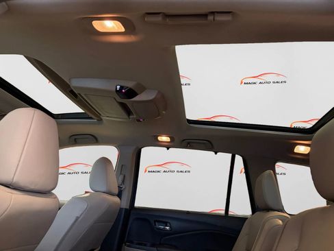 Used 2020 Honda Pilot Elite image 37