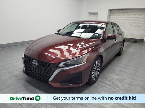 Used 2023 Nissan Altima 2.5 SV image 1