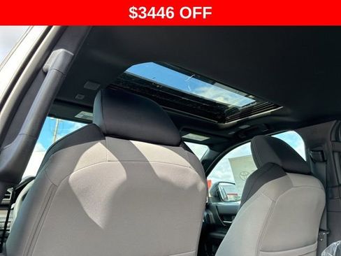 Used 2024 Toyota Tacoma TRD Sport image 17