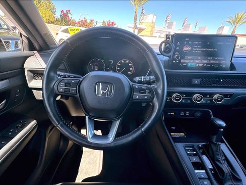 Used 2025 Honda CR-V Sport-L image 8