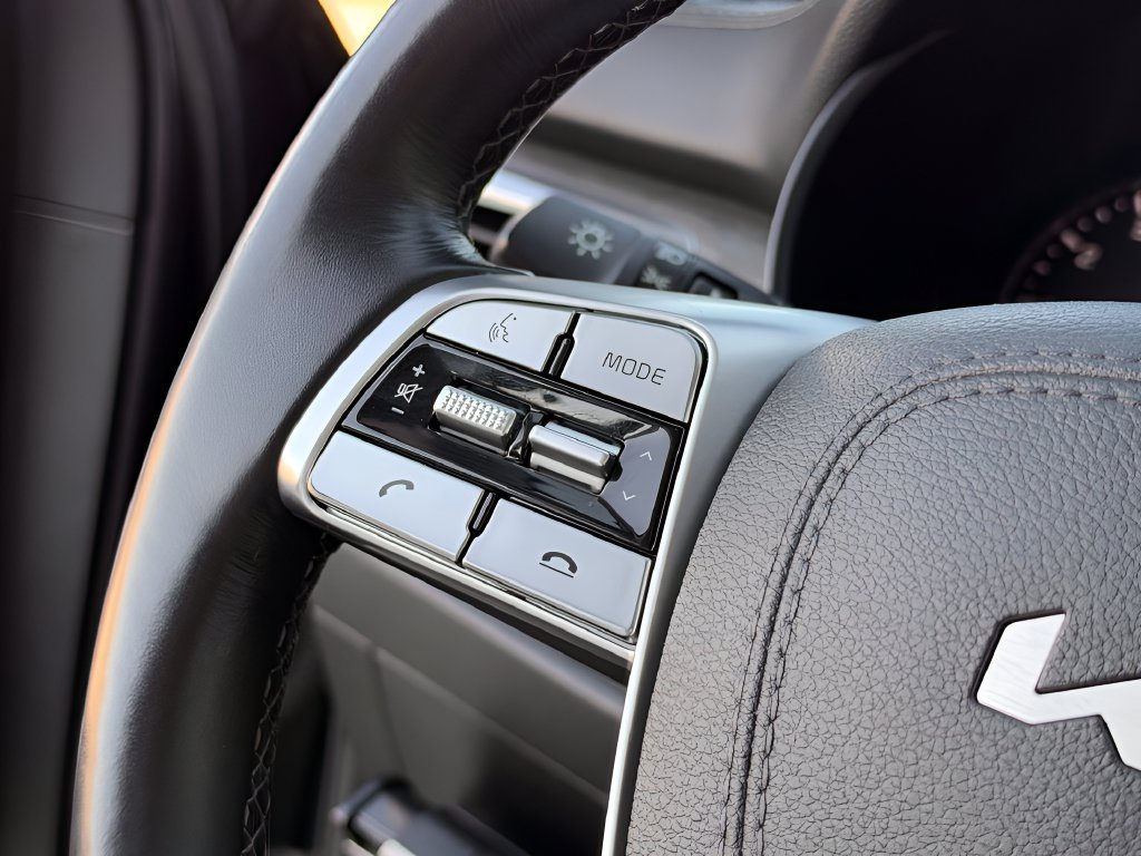 Used 2022 Kia Telluride SX AWD/4WD image 25