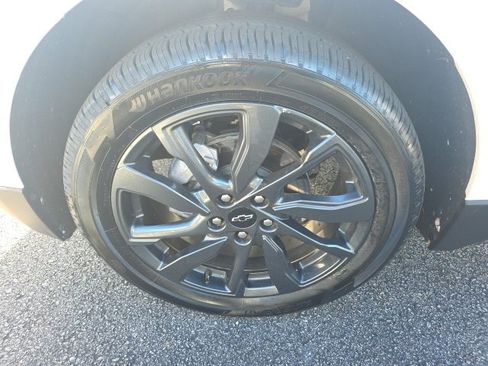 Used 2022 Chevrolet Equinox RS w/ RS Leather Package image 6