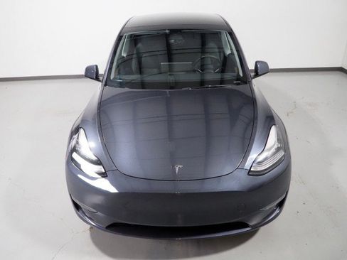 Used 2023 Tesla Model Y Long Range AWD/4WD image 10