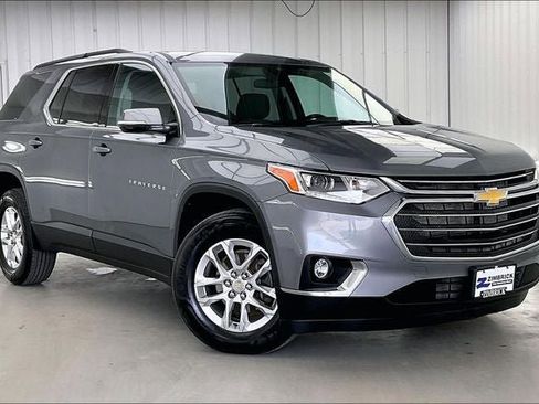 Used 2020 Chevrolet Traverse LT FWD image 34