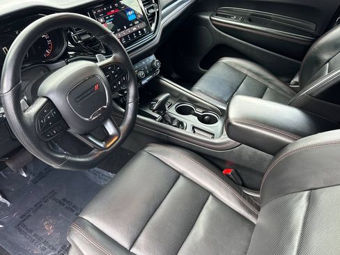 Used 2025 Dodge Durango GT AWD/4WD image 9