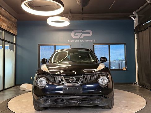 Used 2014 Nissan Juke SV w/ Navigation Package FWD image 8