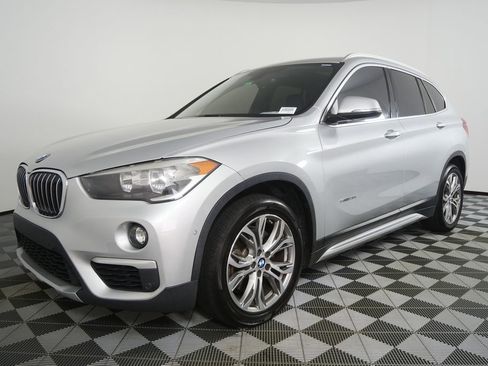 Used 2017 BMW X1 sDrive28i image 7