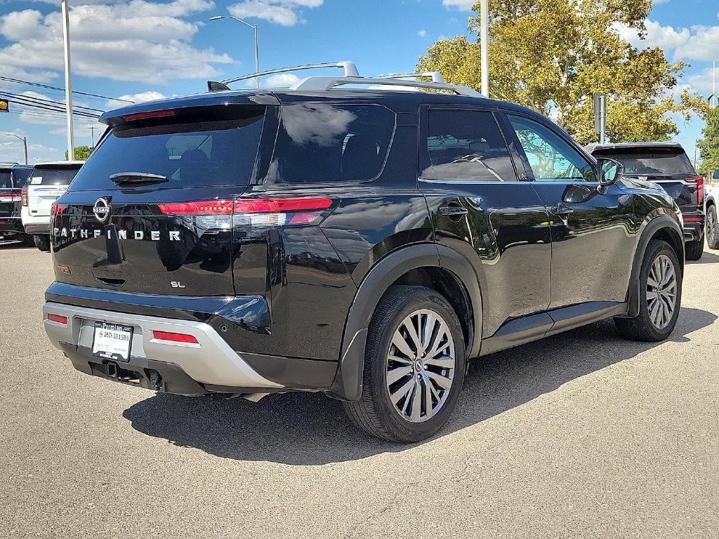Used 2025 Nissan Pathfinder SL w/ SL Premium Package FWD image 13